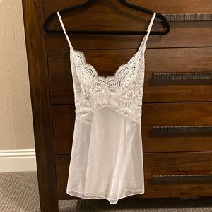 Like new silver cami set